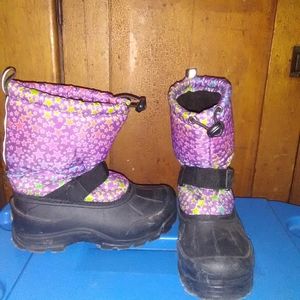 Little girl rainbow star snow boots